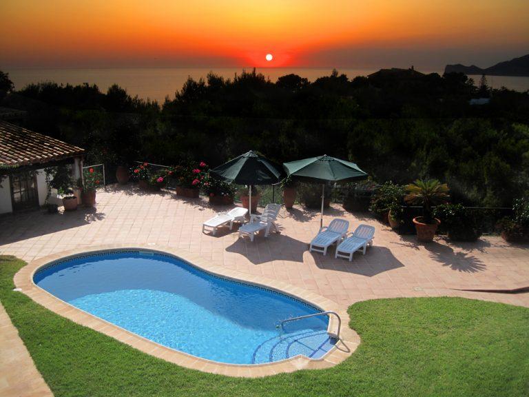 4 Options for Renting Your New Vacation Home