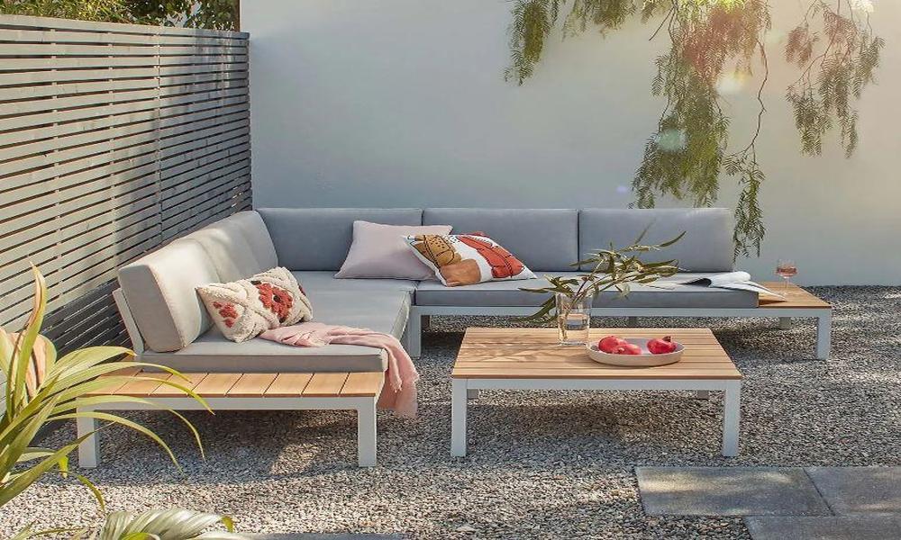 Do you want to create a flexible and functional living space with outdoor furniture