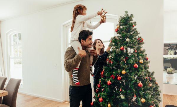 Christmas Decoration Tips: 5 Ideas Professionals Use