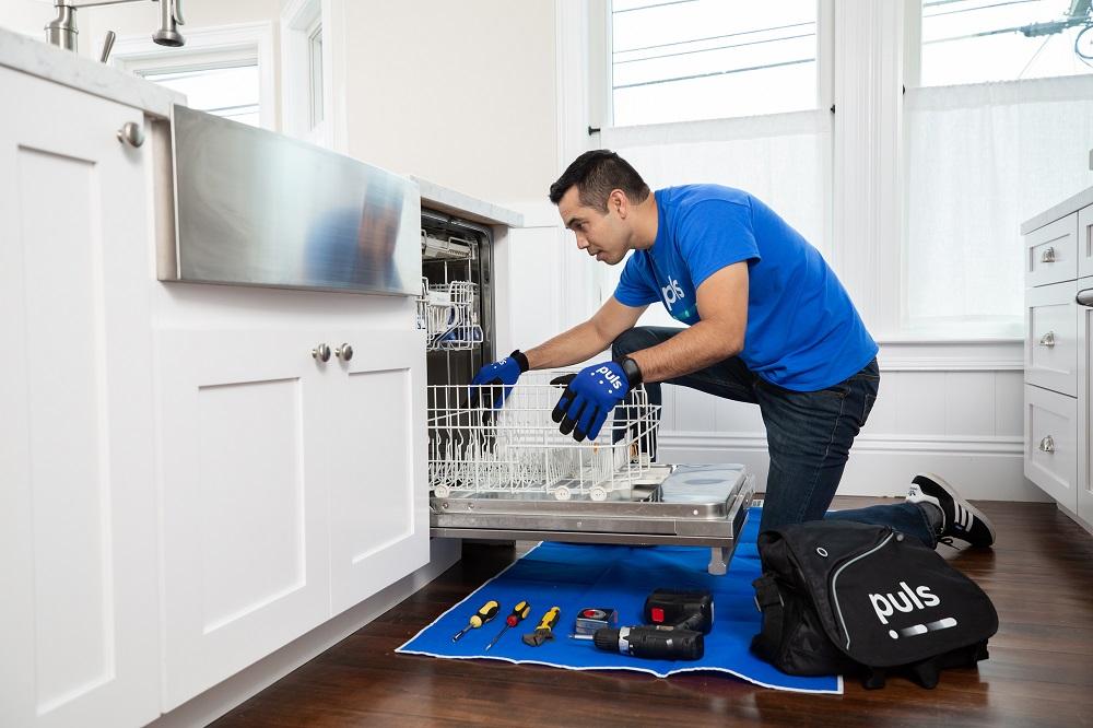 Why You Should Hire A Professional Appliance Repair Service