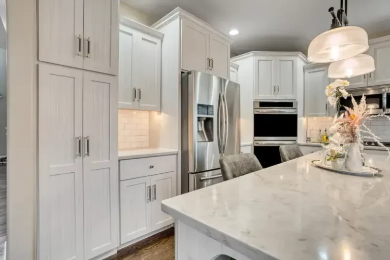 Revitalizing Kitchens in Northbrook, IL A Guide to Cabinet Refacing