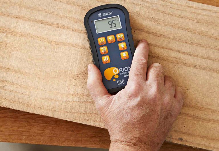 289-moisture-meter1-ec4c28b6eb314acfadd75fe86f7035c1
