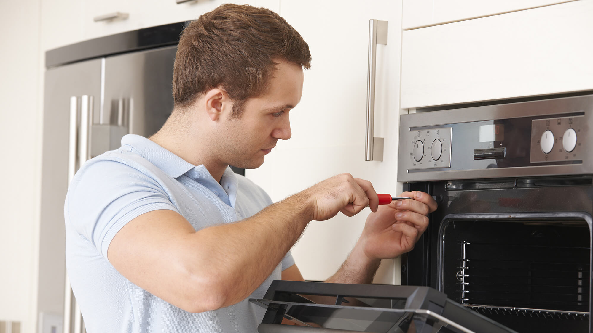 Are There Any Local Installation or Delivery Services Available for Buying an Oven