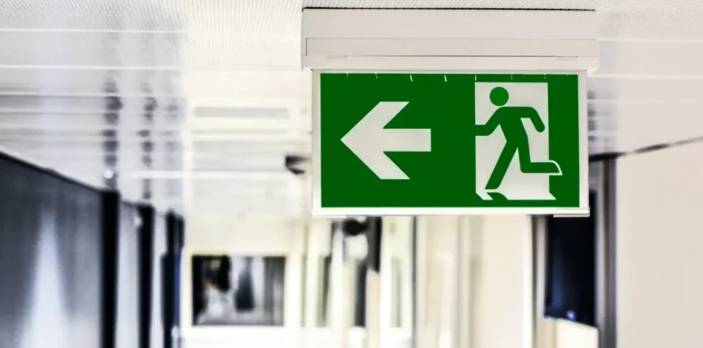 How do you evaluate natural disaster evacuation plans in coastal condos